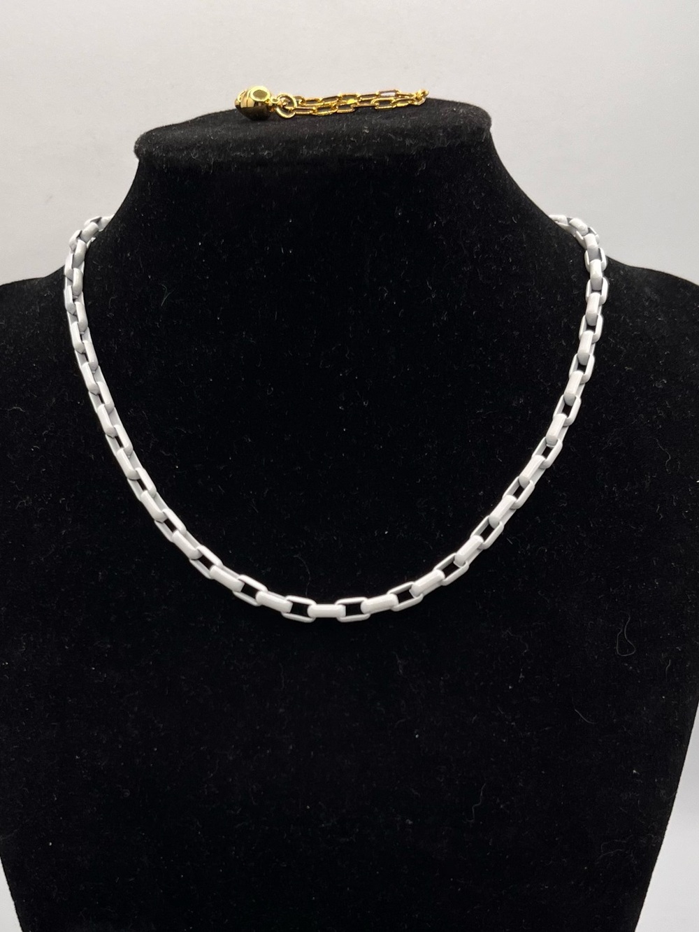 Vibrant White Chain Link Necklace for Women